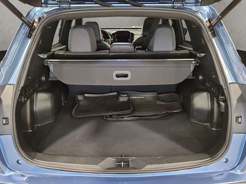 Used 2025 Subaru Forester Limited image 7
