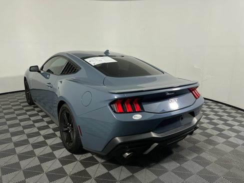 Used 2024 Ford Mustang GT RWD image 5