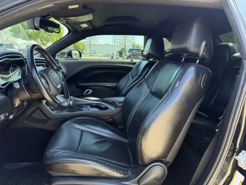 Used 2015 Dodge Challenger SXT Plus image 24