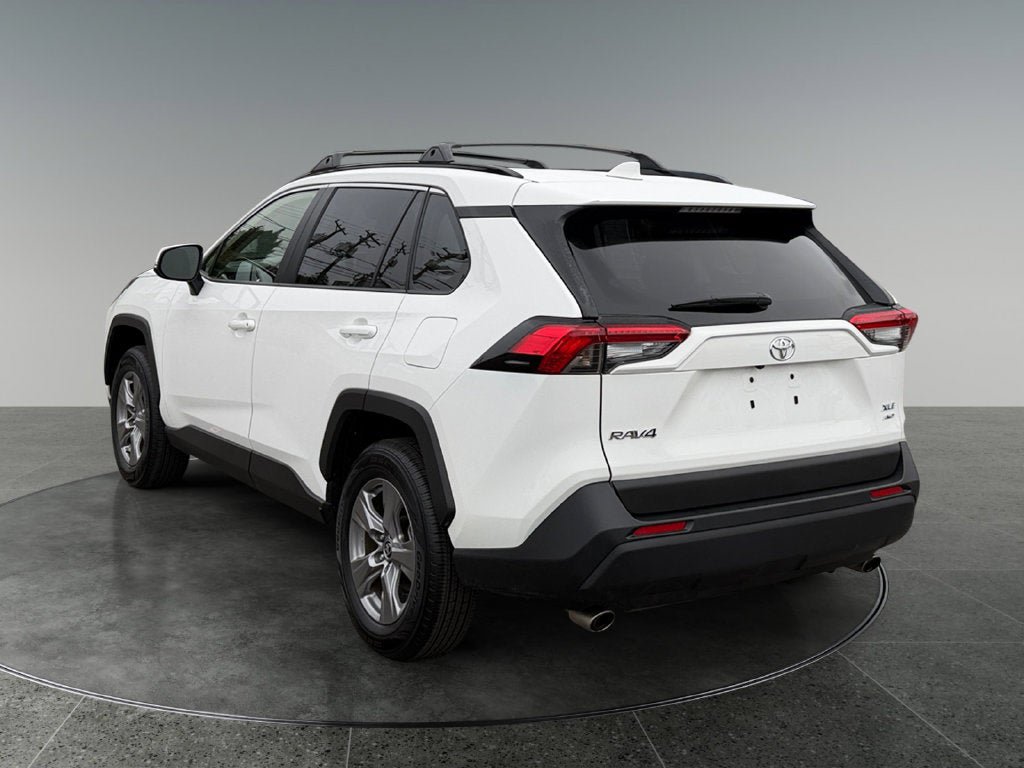 Used 2023 Toyota RAV4 XLE w/ Convenience Package AWD/4WD image 7