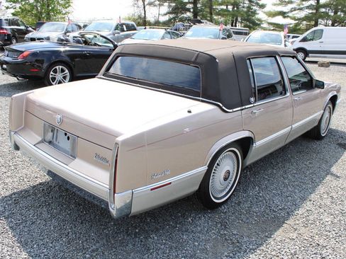 Used 1990 Cadillac De Ville Sedan image 7