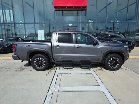 Used 2023 Nissan Frontier Pro-X w/ Technology Package image 3