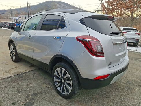 Used 2022 Buick Encore Preferred w/ Safety Package image 4
