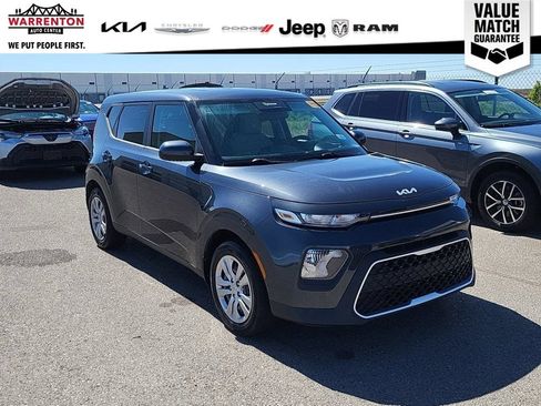 Used 2022 Kia Soul LX FWD image 28