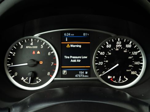 Used 2019 Nissan Sentra S image 22