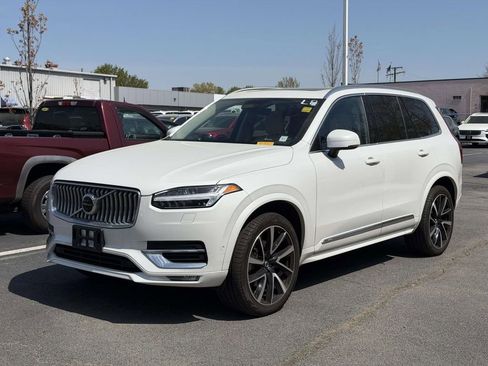 Used 2023 Volvo XC90 B5 Plus w/ Protection Package Premier image 4