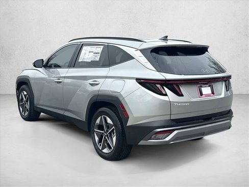 Certified 2025 Hyundai Tucson SEL image 9