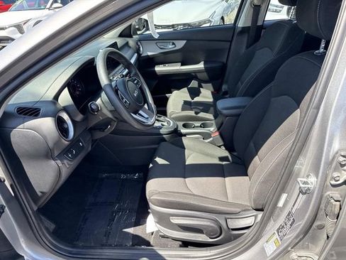 Used 2023 Kia Forte LXS w/ LXS Technology Package FWD image 14