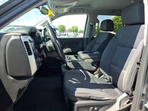 Used 2018 Chevrolet Silverado 1500 LT w/ All Star Edition AWD/4WD image 10