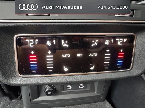 Used 2024 Audi RS Q8 AWD/4WD image 13