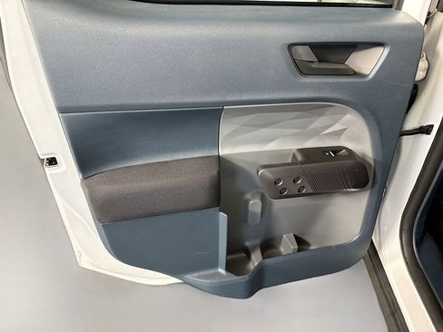 Used 2023 Ford Maverick XL image 25