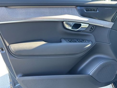 New 2026 Volvo XC90 B6 Ultra image 12