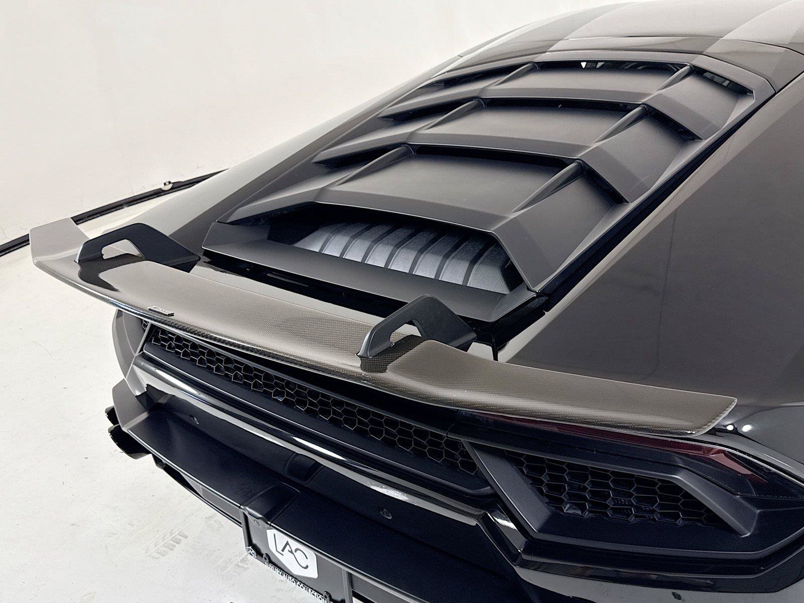 Used 2018 Lamborghini Huracan LP 580-2 RWD image 31