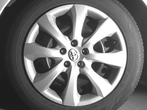 Used 2025 Toyota Corolla LE FWD image 12