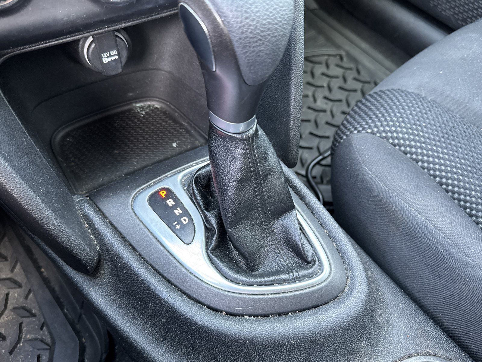 Used 2016 Dodge Dart SE w/ Convenience Group FWD image 17