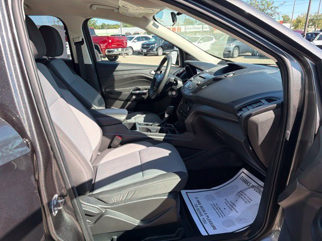 Used 2017 Ford Escape SE w/ SE Cold Weather Package AWD/4WD image 20