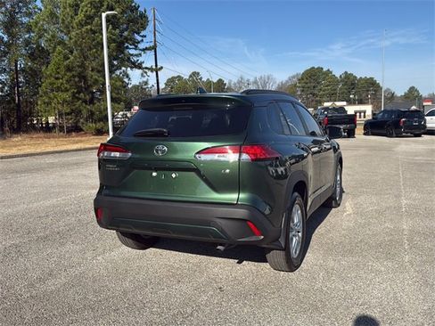 Certified 2023 Toyota Corolla Cross LE image 5
