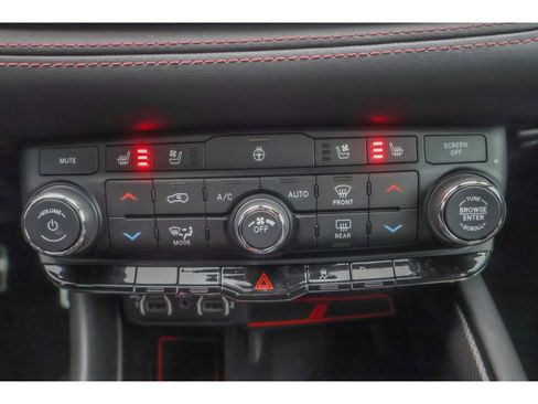 Used 2022 Dodge Durango R/T w/ Blacktop Package image 25