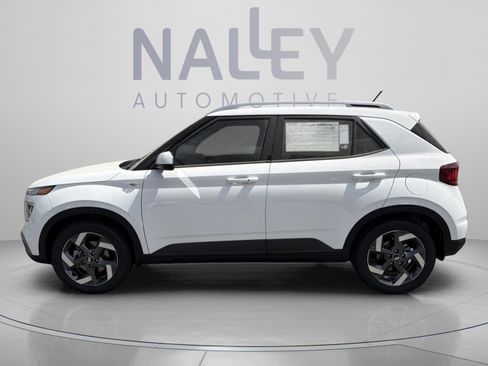 New 2026 Hyundai Venue SEL FWD image 2