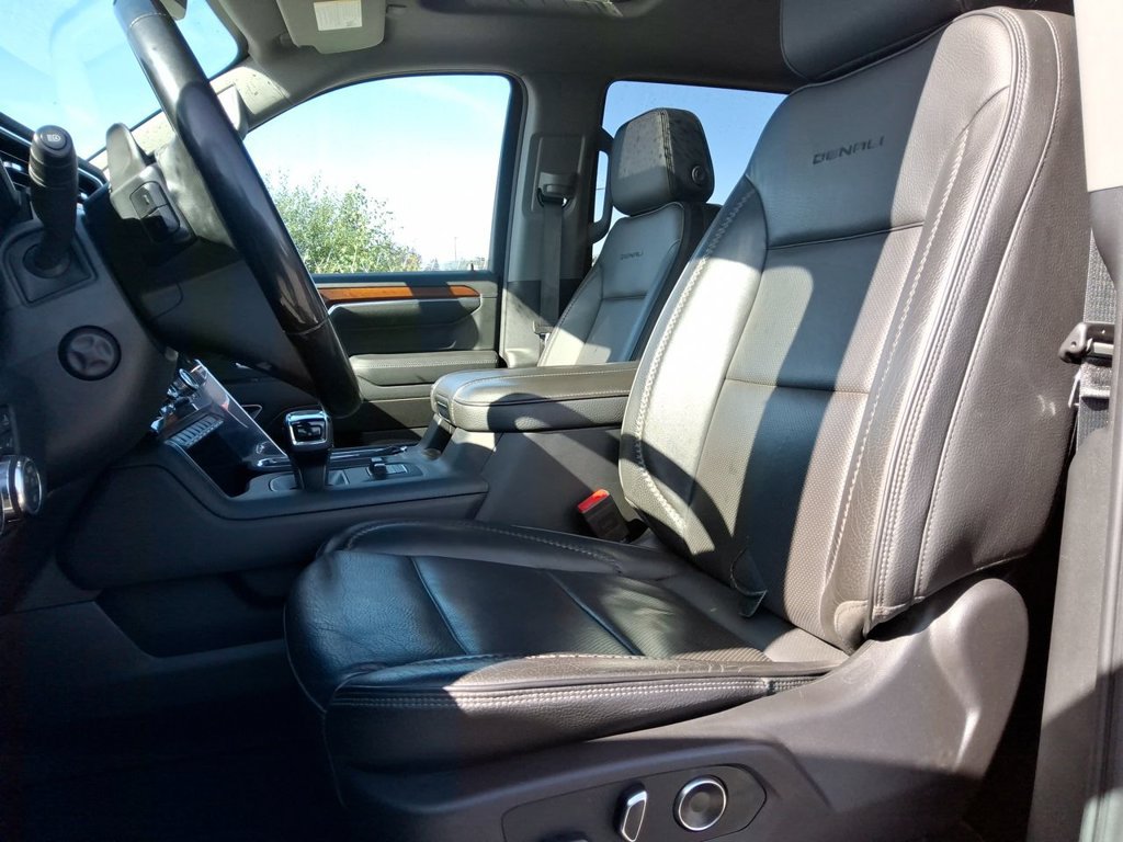 Used 2024 GMC Sierra 1500 Denali w/ Denali Reserve Package AWD/4WD image 12