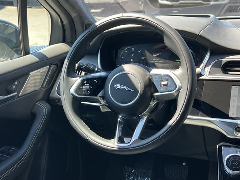 Certified 2024 Jaguar I-PACE R-Dynamic HSE AWD/4WD image 20