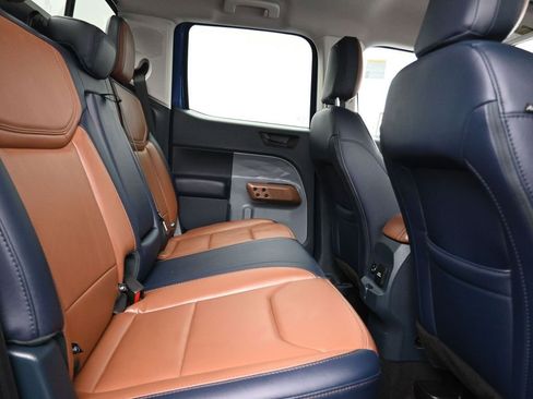 Used 2024 Ford Maverick Lariat image 12