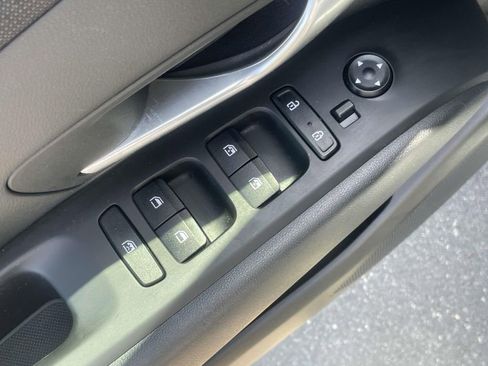 Certified 2024 Hyundai Tucson SEL w/ Convenience Package FWD image 18