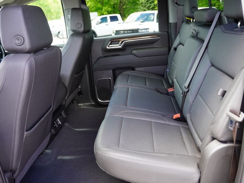 Used 2024 Chevrolet Silverado 3500 LT w/ All Star Edition AWD/4WD image 17