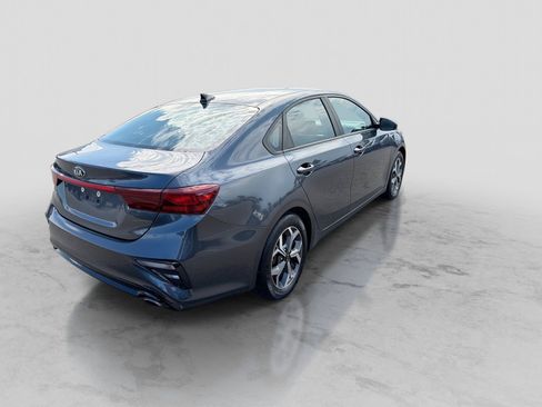 Used 2021 Kia Forte LXS FWD image 7