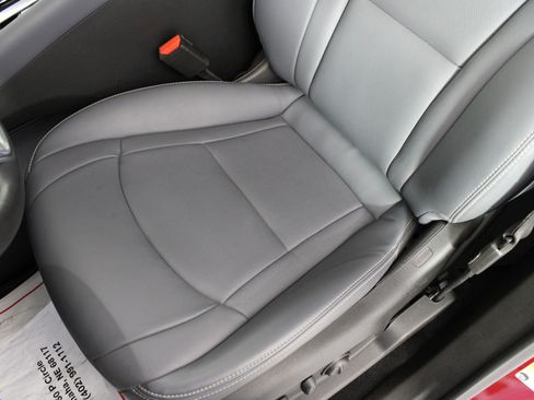 Used 2024 Buick Enclave Essence w/ Experience Buick Package image 38