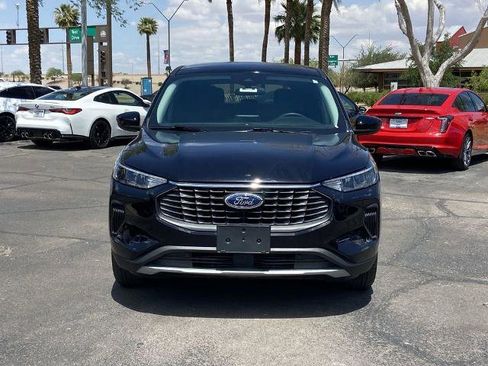 Used 2023 Ford Escape Active AWD/4WD image 3