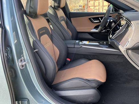 New 2026 Mercedes-Benz E 53 AMG e 4MATIC Sedan image 26