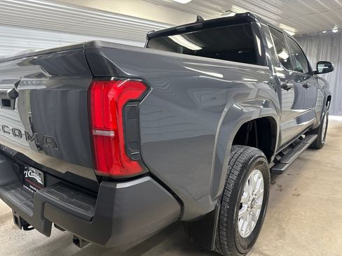 Used 2024 Toyota Tacoma SR AWD/4WD image 23