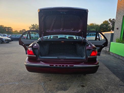 Used 1999 Buick Le Sabre Custom FWD image 50