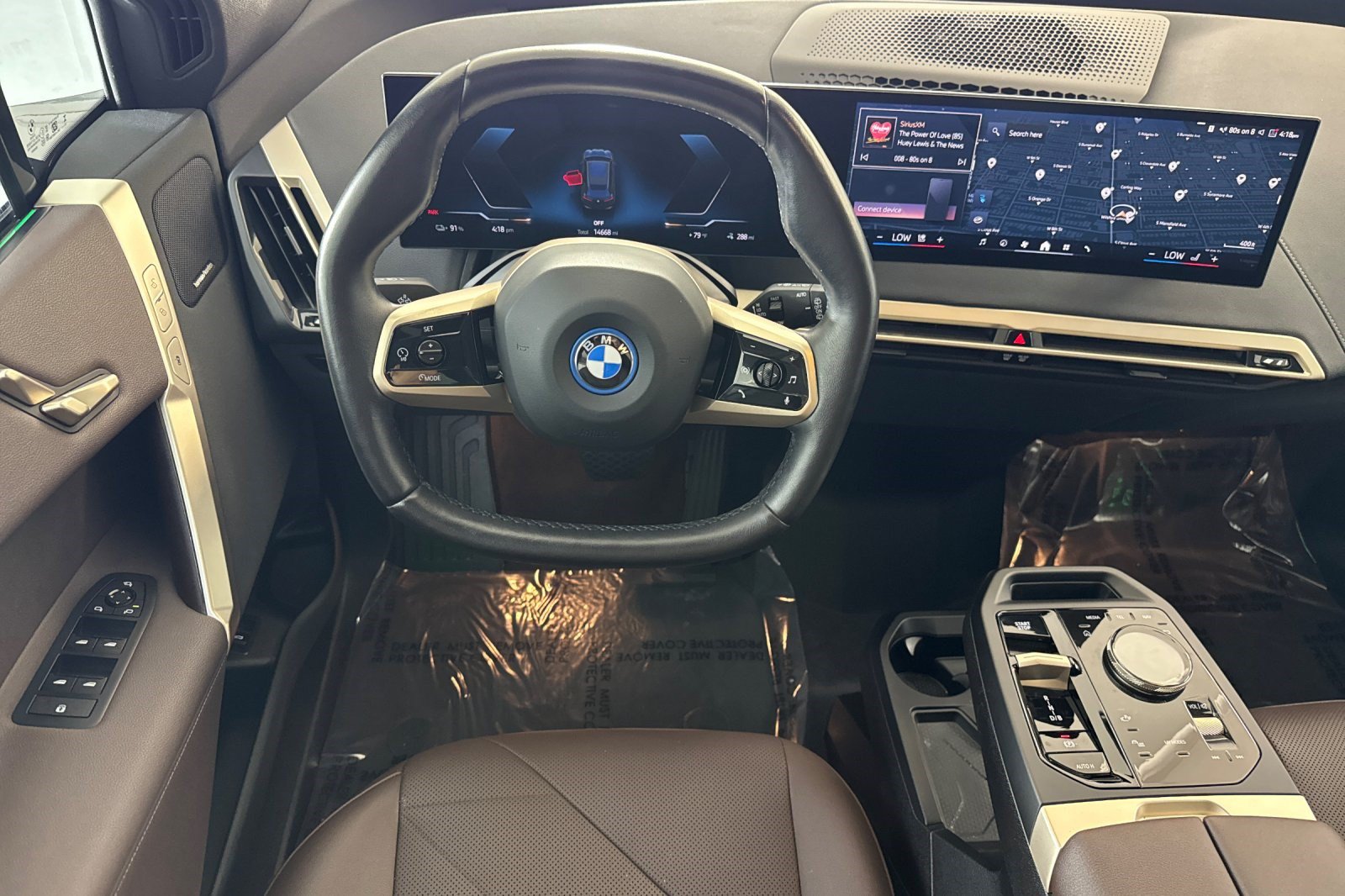 Used 2025 BMW iX xDrive50 AWD/4WD image 32