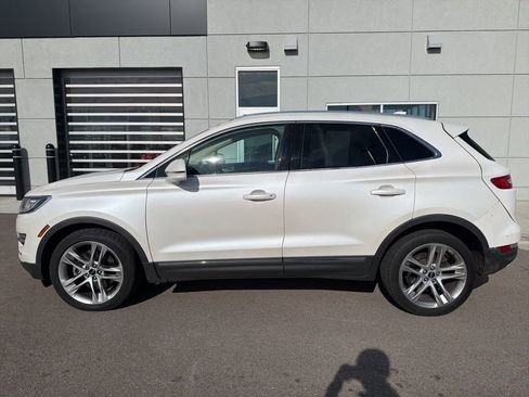 Used 2017 Lincoln MKC Reserve image 3