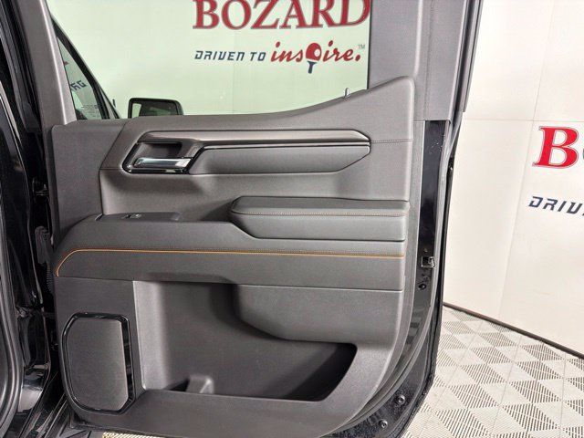 Used 2023 GMC Sierra 1500 AT4 w/ Technology Package AWD/4WD image 41