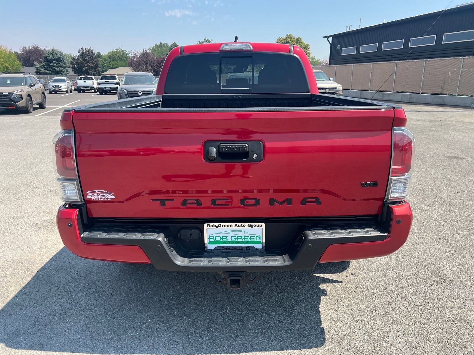 Used 2020 Toyota Tacoma TRD Off-Road w/ Technology Package AWD/4WD image 4