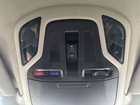 Used 2020 Subaru Outback Limited w/ Popular Package #2 image 23