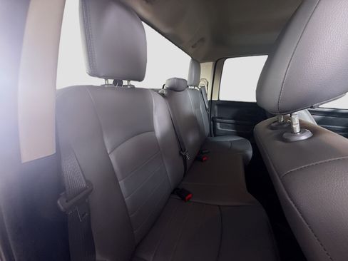 Used 2017 RAM 1500 Express image 25