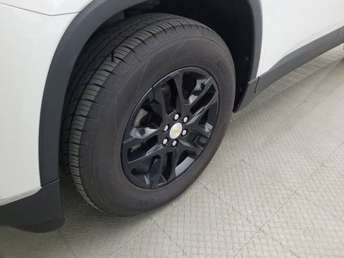Used 2018 Chevrolet Traverse LT AWD/4WD image 31