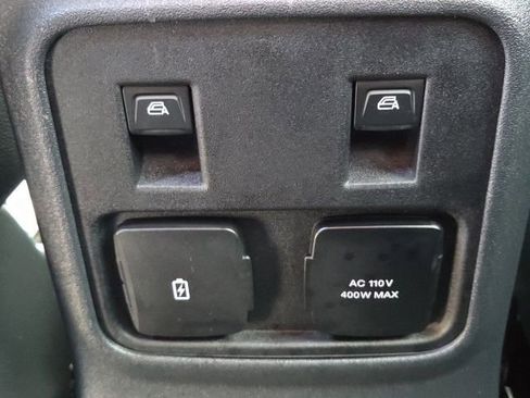 Used 2022 Ford Bronco Badlands image 20