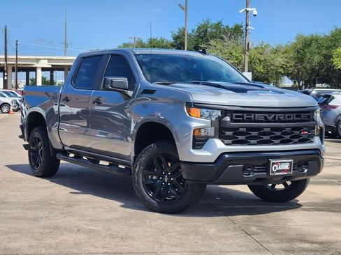 Used 2026 Chevrolet Silverado 1500 Custom Trail Boss w/ Turbomax Blackout Package AWD/4WD image 1