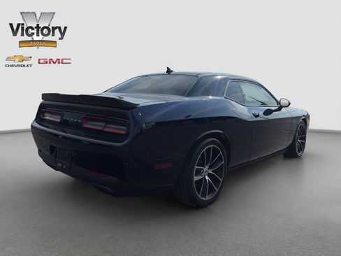 Used 2017 Dodge Challenger R/T Scat Pack RWD image 6