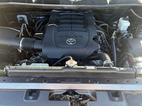 Used 2019 Toyota Tundra SR5 image 26