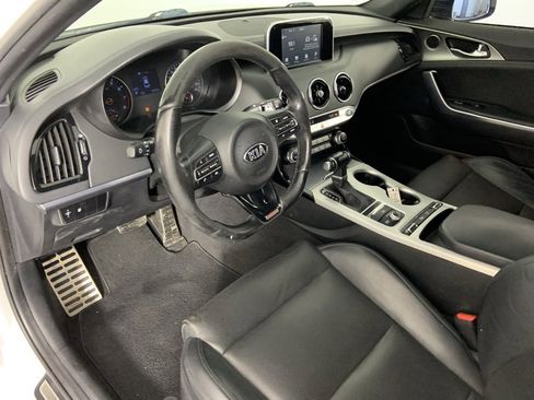 Used 2018 Kia Stinger GT image 27