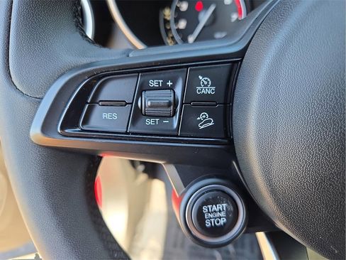 Used 2021 Alfa Romeo Stelvio Sprint w/ Sun & Sound Package image 23
