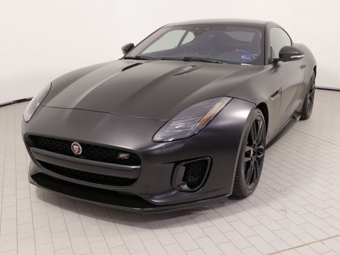 Used 2020 Jaguar F-TYPE Coupe RWD image 4