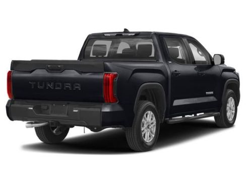 Used 2022 Toyota Tundra SR5 AWD/4WD image 3