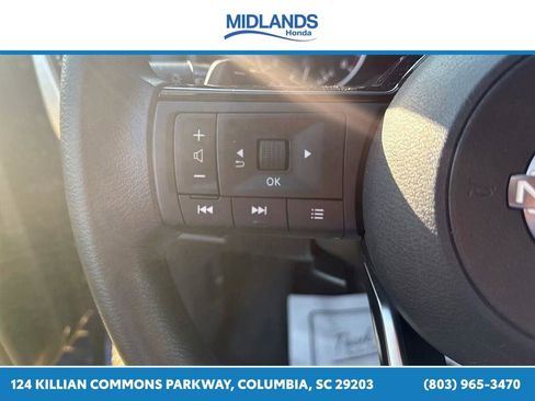 Used 2023 Nissan Rogue SV FWD image 26